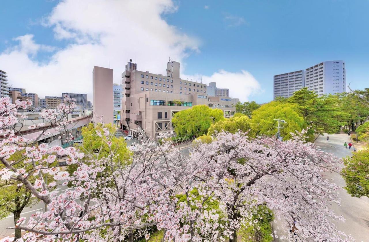 Hotel Minamisenri Crystal