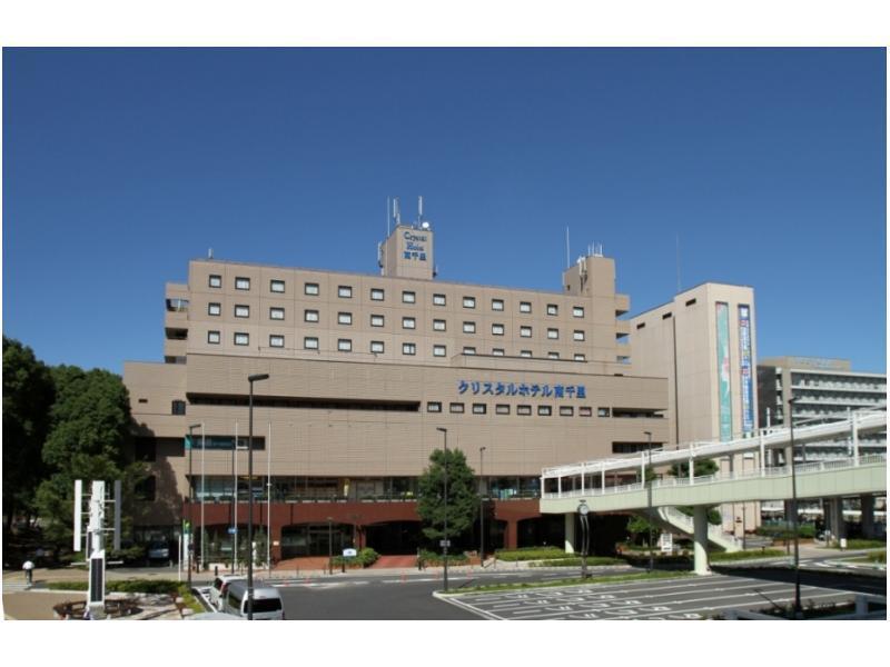 Minamisenri Crystal Hotel